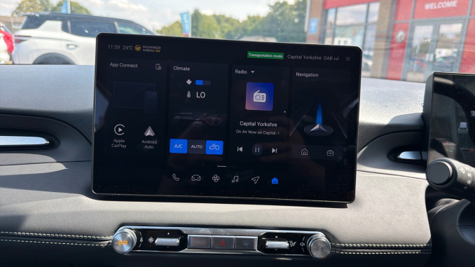 MG MG4 Urban 118kW Comfort Long Range 54kWh 5dr Auto Electric Hatchback - Image 12